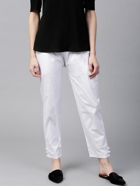 GERUA Women White Regular Fit Solid Cropped Trousers